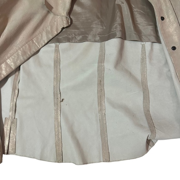 Beige Suede/Gold Snap Down Shirt Size 8 - Picture 4 of 6